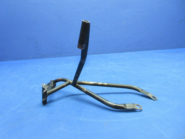 Piper Lycoming O-320-E2A Engine Controls Support Bracket P/N 69317-00 (0823-175)