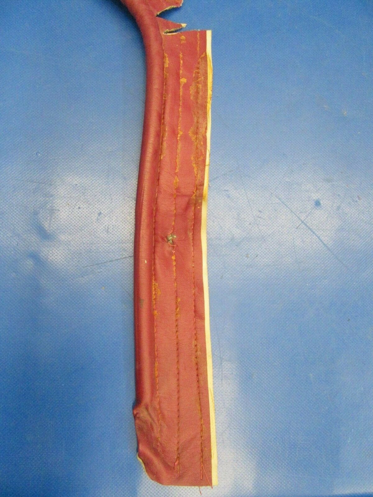 Piper PA-24-250 Comanche Baggage Door Windlace Seal Maroon (1219-65)