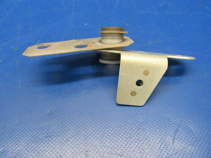 Cirrus SR22 Flap Hinge Support Bracket INBD 11569-003 (1019-84)