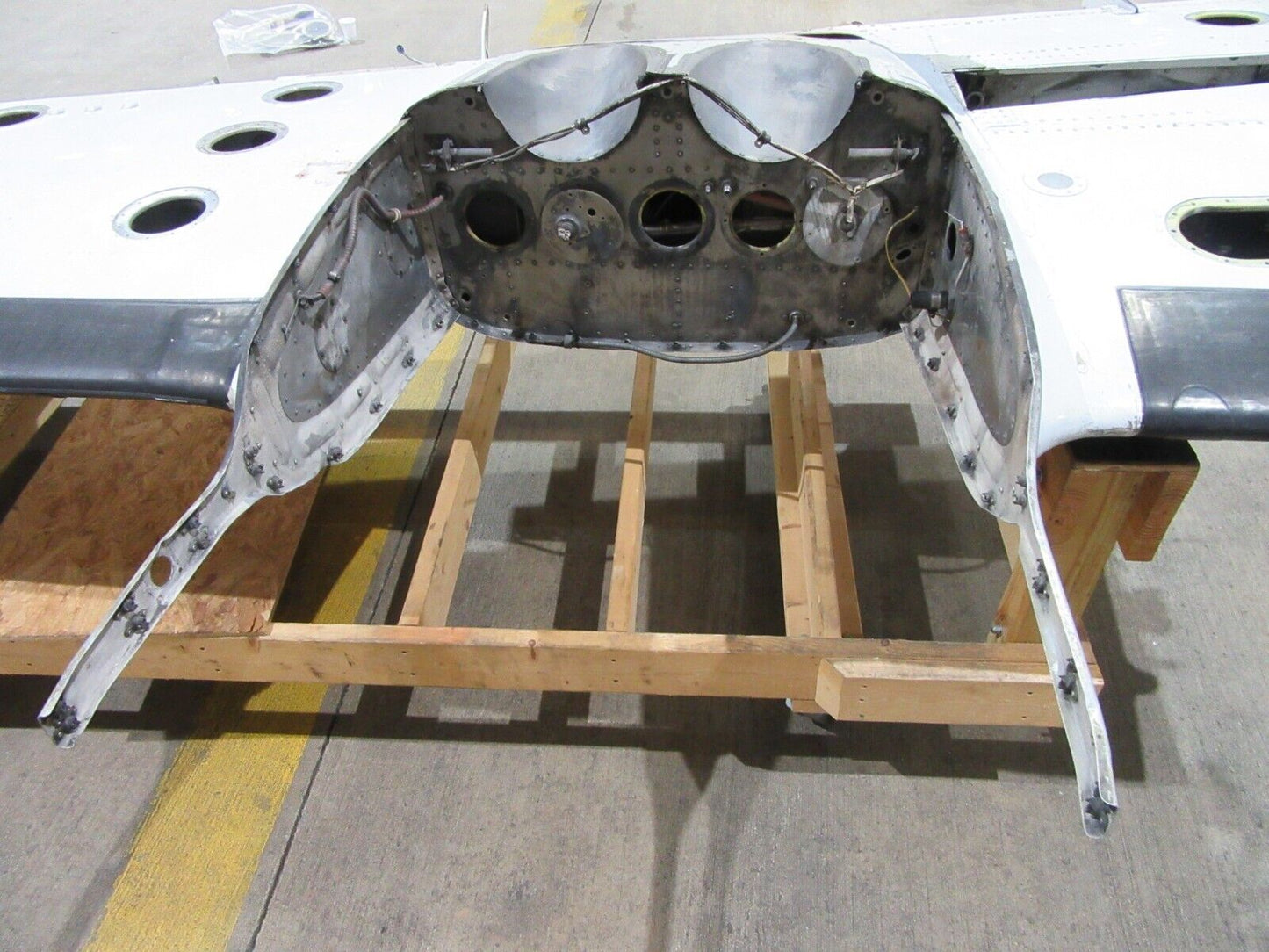 1981 Piper Aerostar PA-260-602P LH Wing P/N 20000-509 CORE (1122-100)