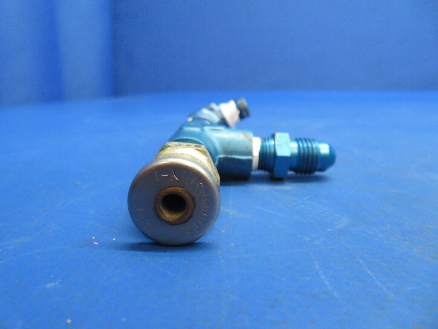 Piper PA-34-200T Seneca Valve Assy Engine Instrument Line P/N 492-241 (0123-572)