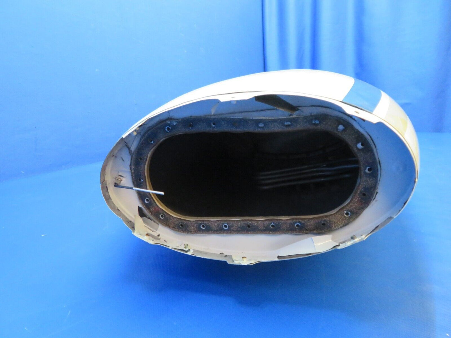 Cessna 401 / 401A RH Tip Tank Assy & AFT Fairing P/N 5023001-200 (0124-218)