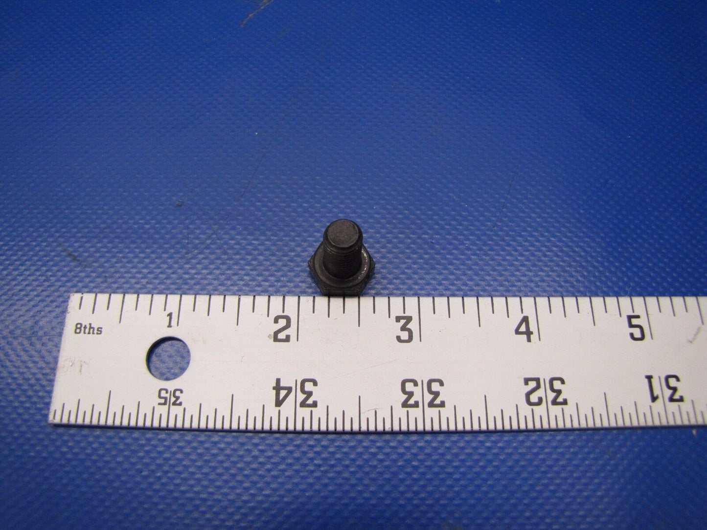 Continental Bolt P/N 537019 & SA537019 NOS LOT OF 200 (0517-77)