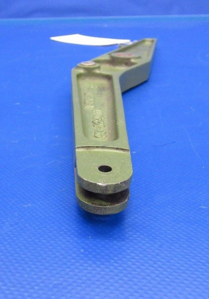Beech Baron Bellcrank Elevator P/N 95-524011-1 (1117-117)