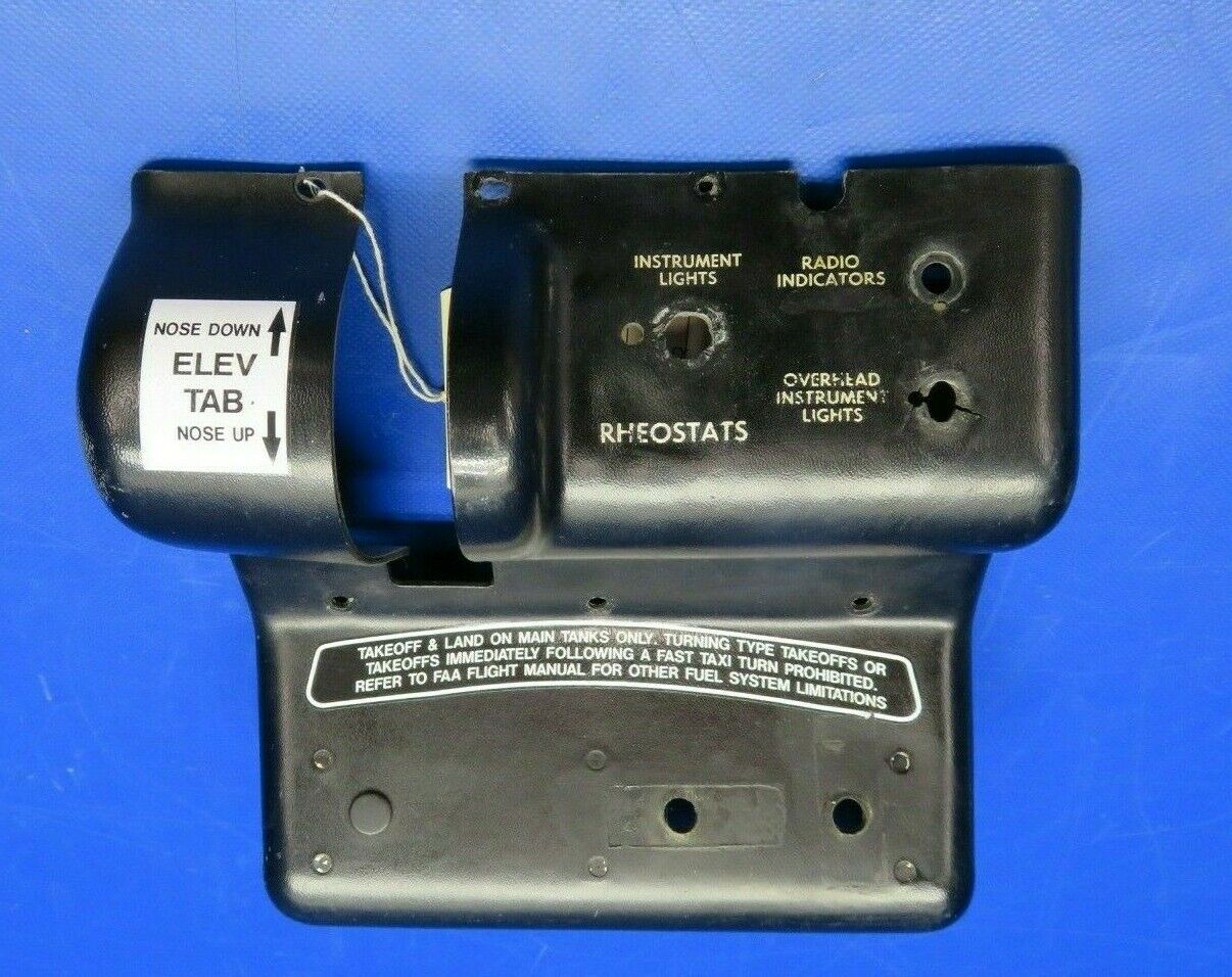 Beech Baron 95-A55 Console Cover Assy P/N 96-324035-606 (0420-302)