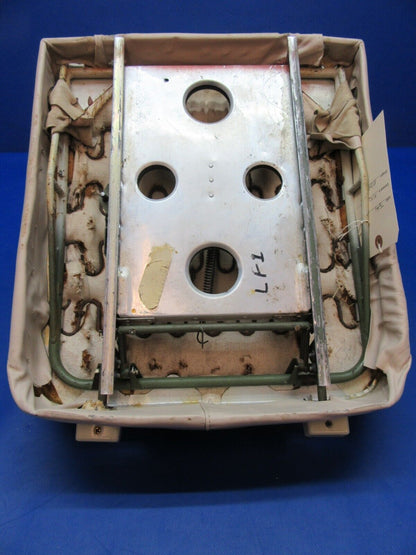 Cessna 401 Pilot Seat P/N 5014047-3 (0523-09)