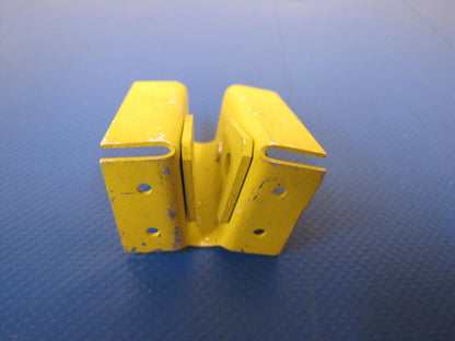 Piper Bracket Assy Main Gear NOS P/N 18274-002 (0317-184)
