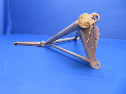 Beech C-35 Bonanza Brace Assy MLG LH w/ Leg P/N 35-815102, 35-815129 (1122-863)