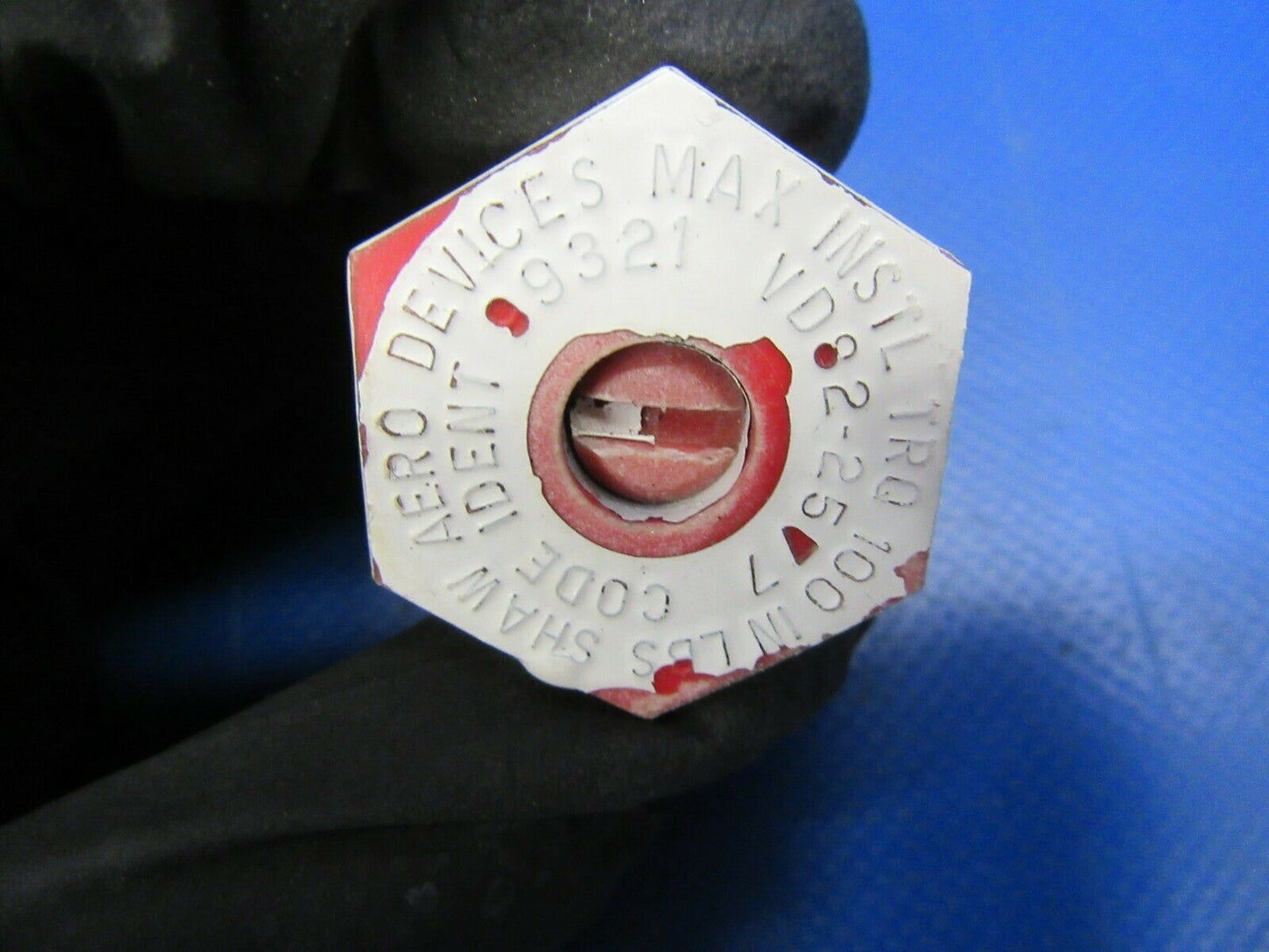 2003 Cirrus SR22 Shaw Aero Devices Drain Valve Glycol Tank VD82-2517 (1019-85)