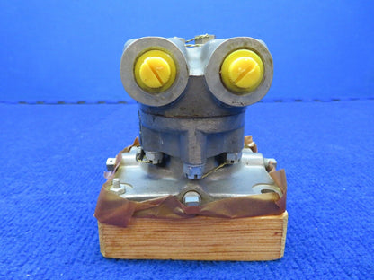 Pesco Pump Hydraulic Unit P/N 1P-349N Vintage NOS (0722-325)