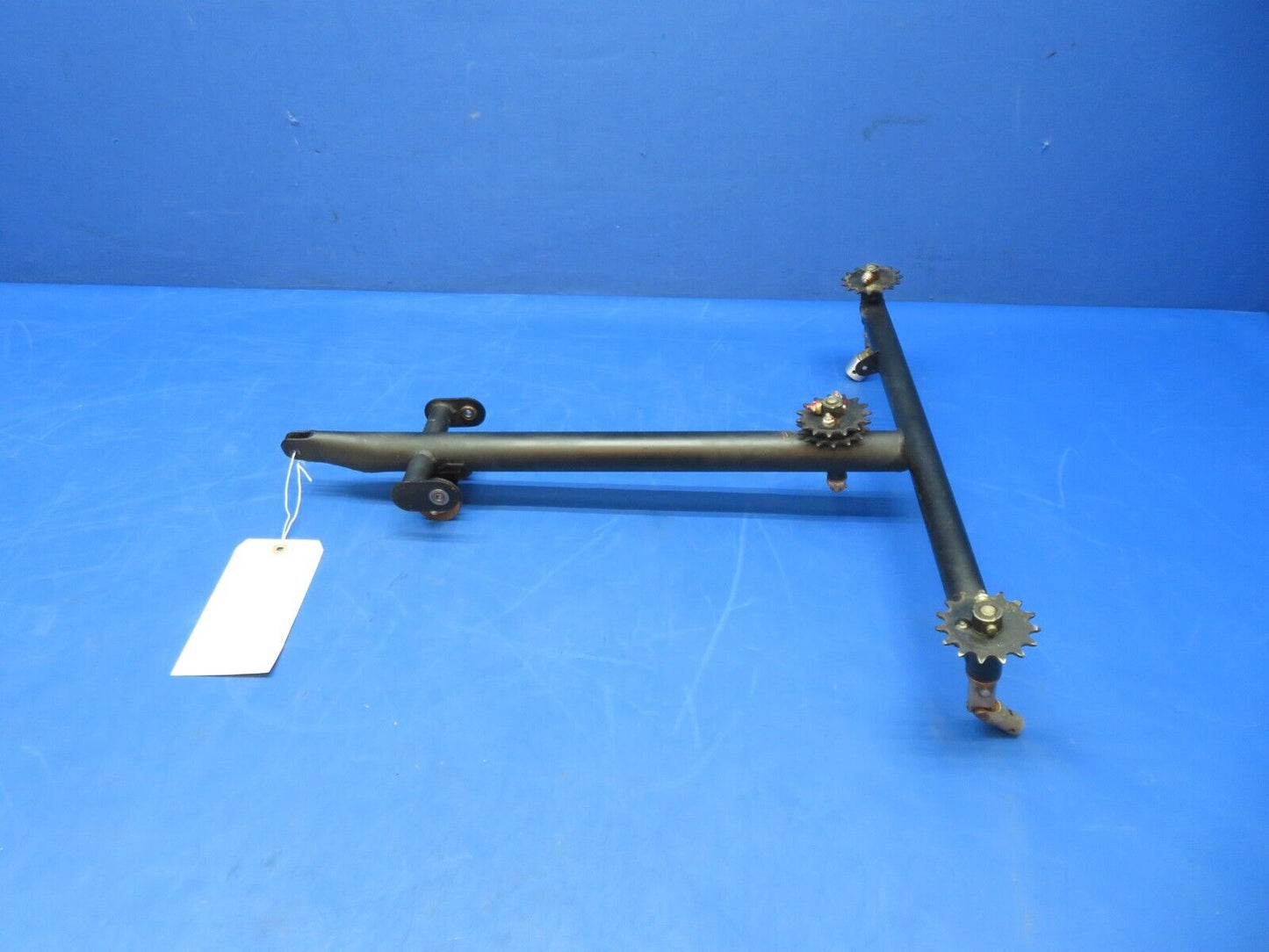 Piper Cherokee PA-28-140 Control Column Assy P/N 62019-03 (0823-430)