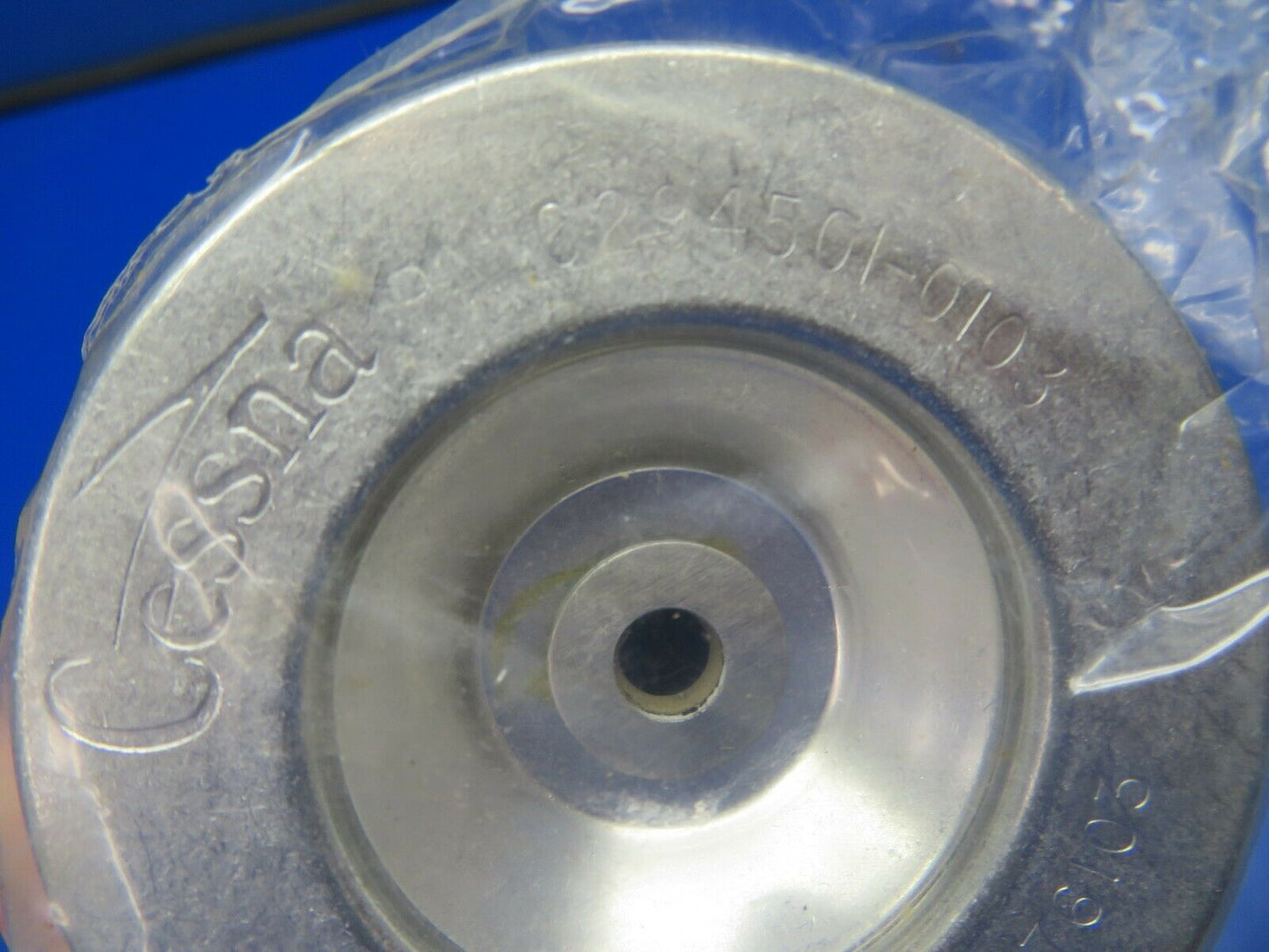 Cessna Filter Assembly P/N C294501-0103 NOS (1120-390)