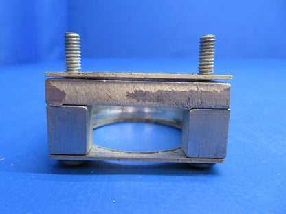 Piper PA-28-180 Cherokee Plate Assy Control Wheel P/N 68272-02 (0323-723)