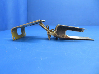 Piper PA-28R-201T Cabin Door Latch Assy w/ Cover P/N 79515-04 (1122-827)