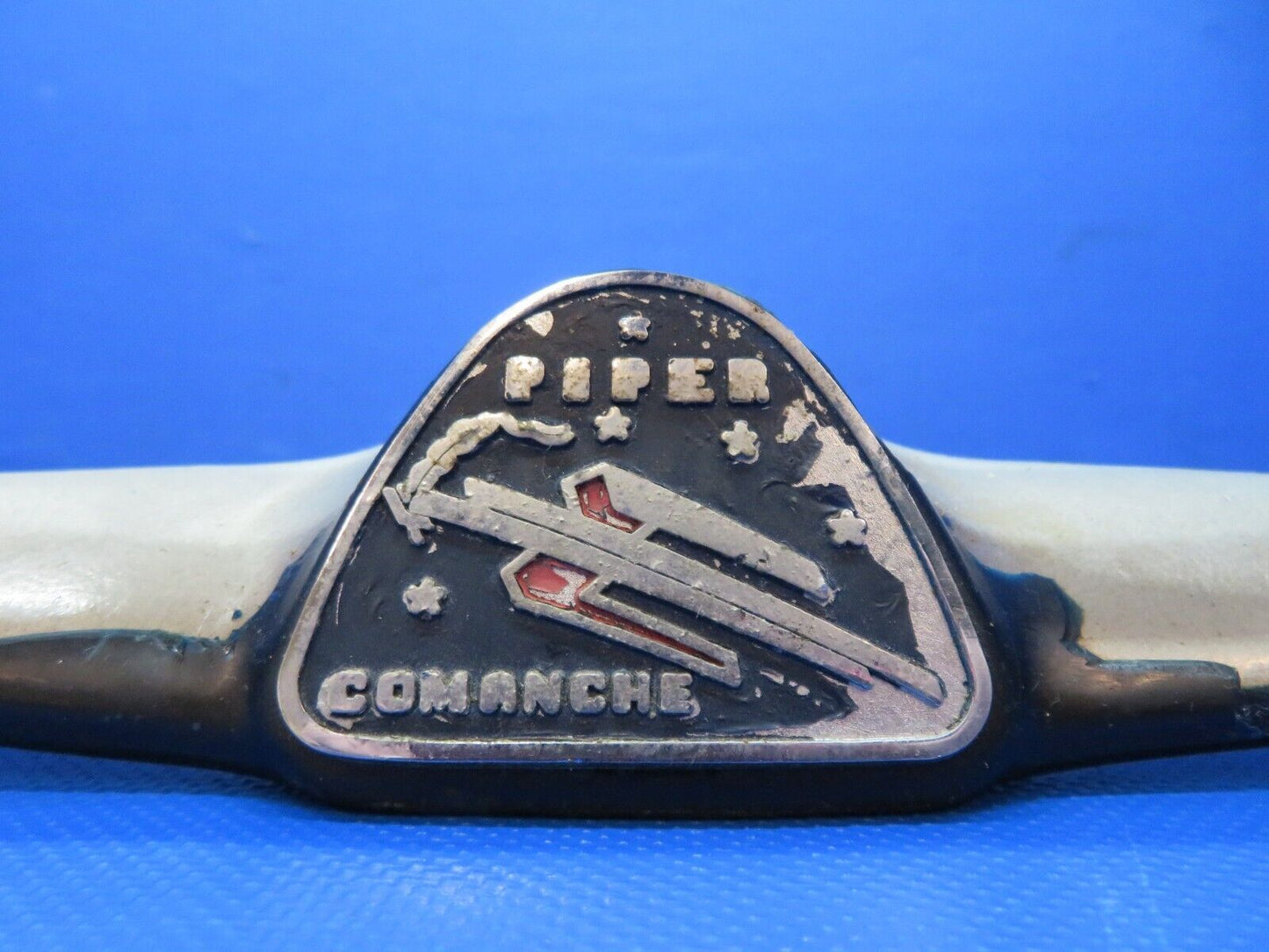 Piper PA-24-180 Comanche Control Wheel LH / RH P/N 20965-00 (1223-269)