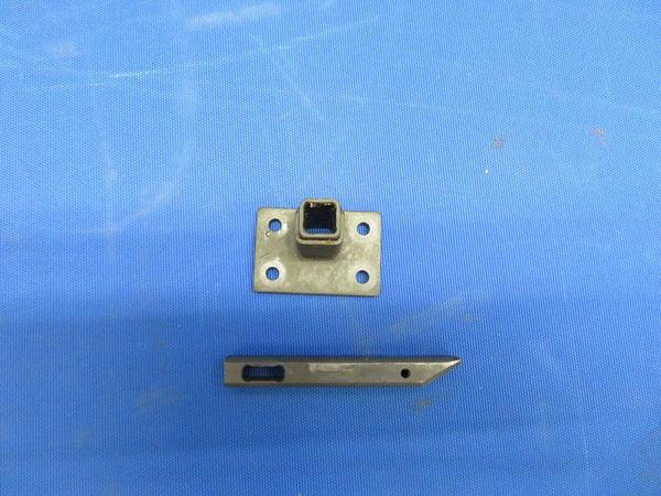 Cessna P210N / 210 Cabin Door Pin & Guide P/N 2117231-2, 2117124-7  (1020-133)