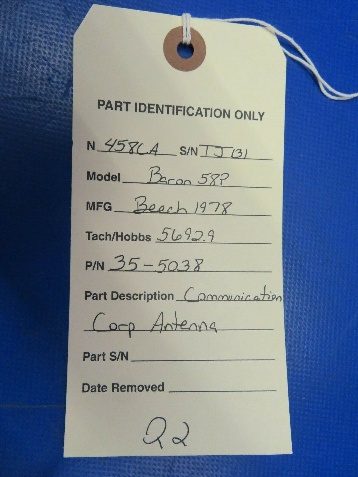 Beech Baron 58P Communications Components Antenna P/N 35-5038 (0320-318)