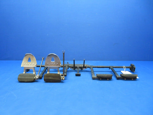 Piper PA-28R-180 Rudder Pedal Assy P/N 67180-03 LH Toe Brake (1123-423)