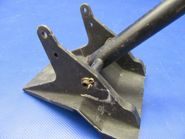 Cessna 210 / T210N Rudder Pedal w / Arm P/N 0413578-1 (0321-489)