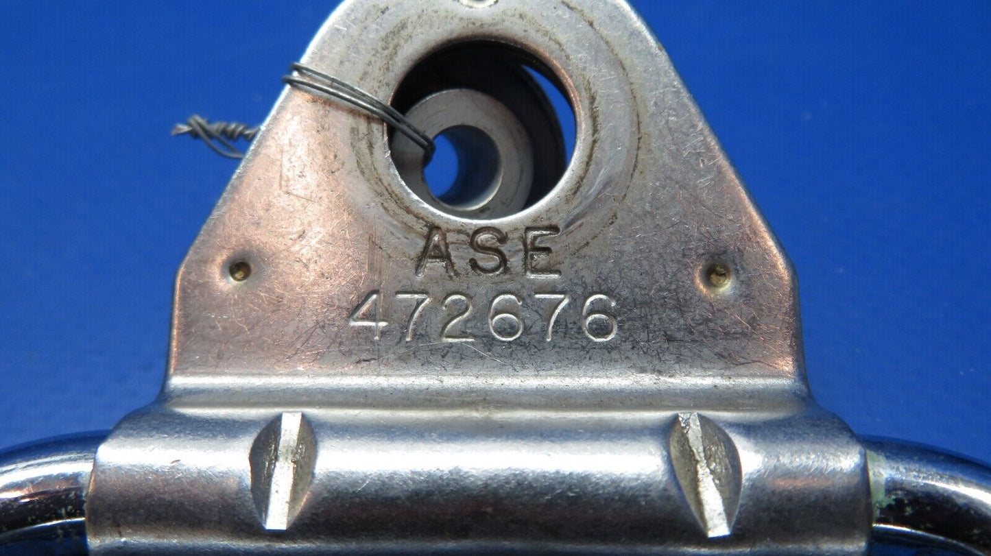 Beech B-58 Baron Shoulder Harness Guide P/N 472676 (0523-163)