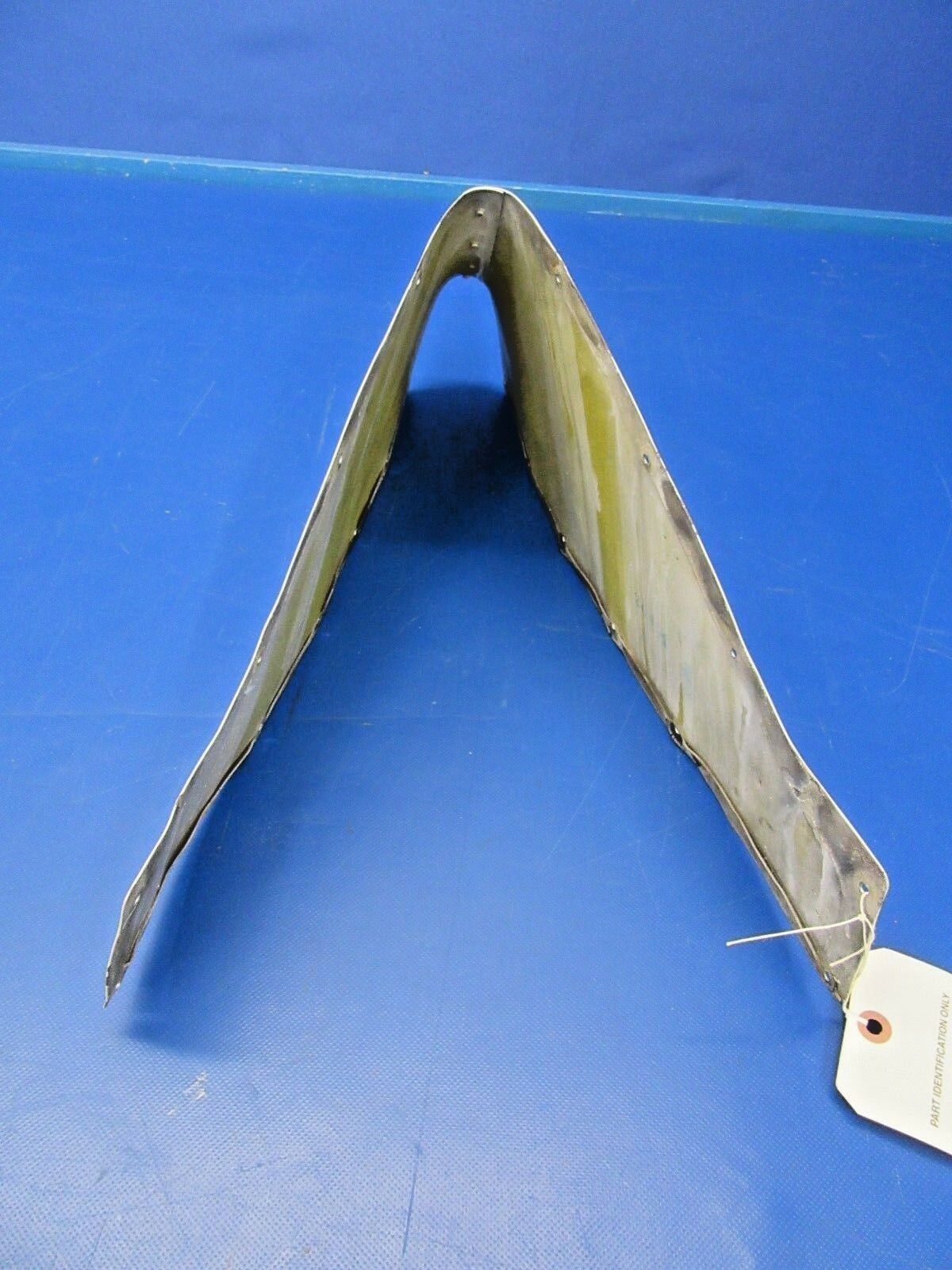 Piper PA-24-250 Comanche Fairing Dorsal Fin P/N 20404-000 (0818-389)