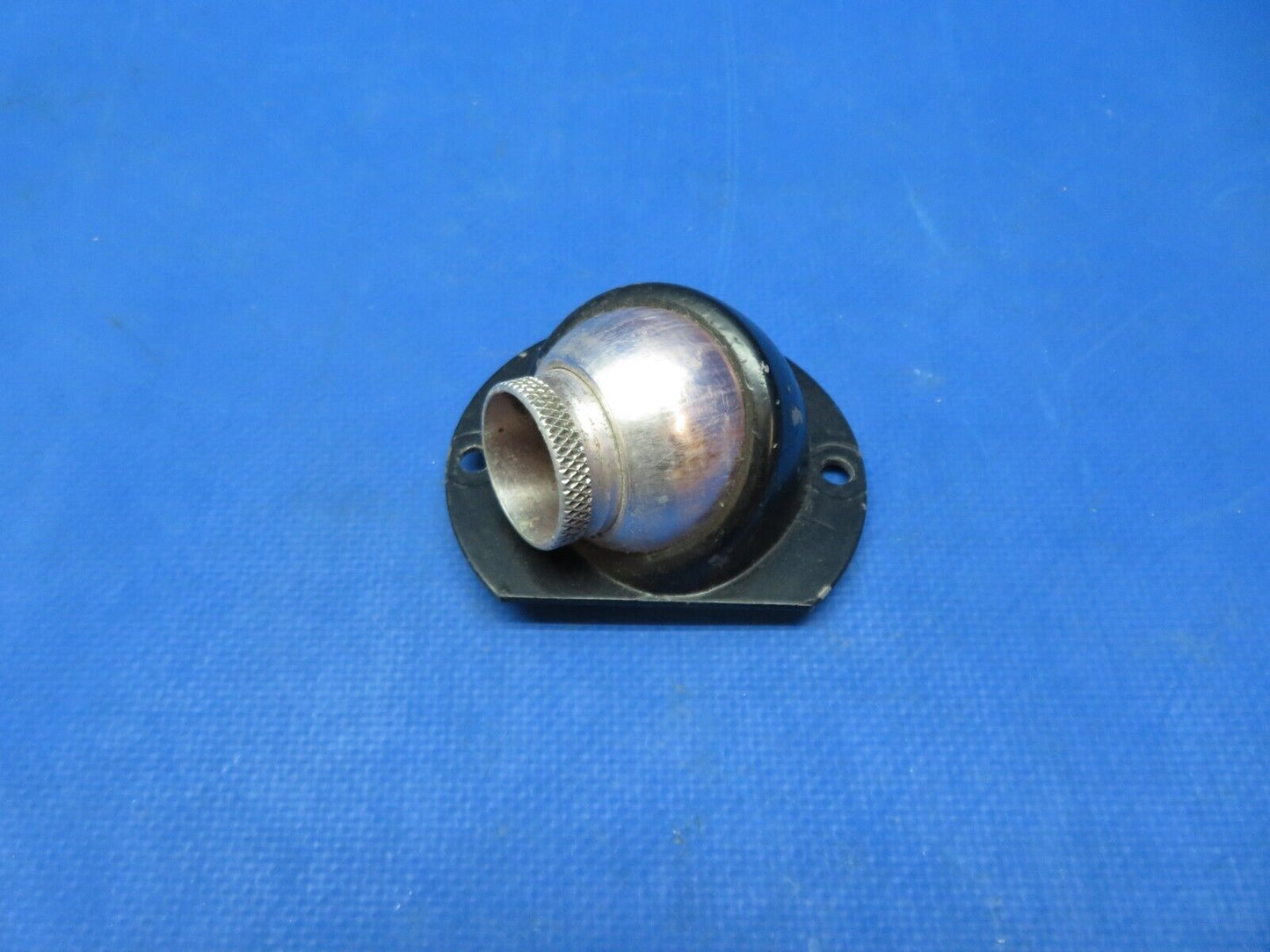 Cessna 310 / 310F Wemac Air Vent Valve P/N B-2150 (1123-345)