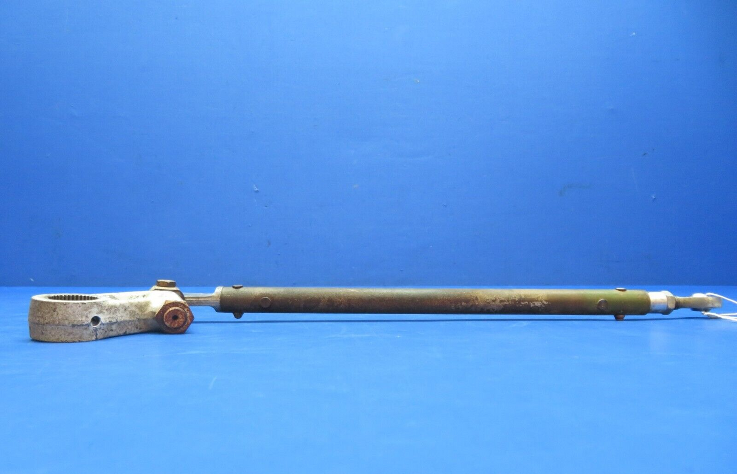Cessna 310 / 310Q NG Torque Bellcrank & Gear Drive Tube P/N 0840125-4 (0823-721)