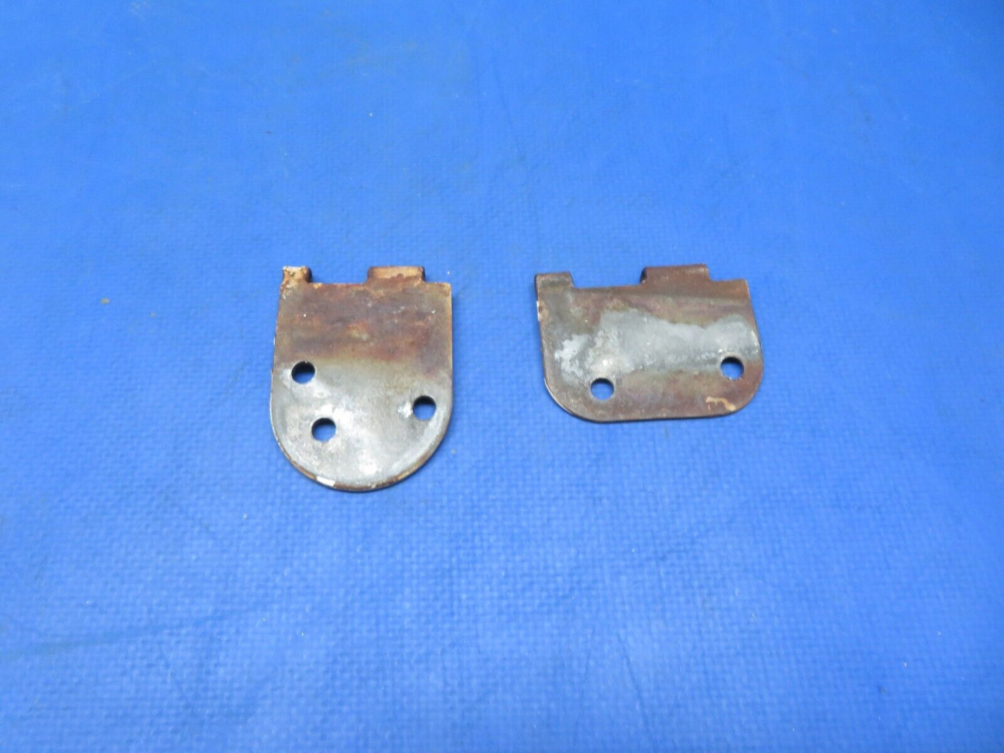 Cessna 172I RH Cabin Door Hinge Half Outer, Upper & LWR 0511237-2 (0923-631)