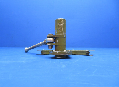 Cessna 310 / 310Q RH Aileron Bellcrank w/ Push-Pull Rod P/N 5025000-4 (0823-746)