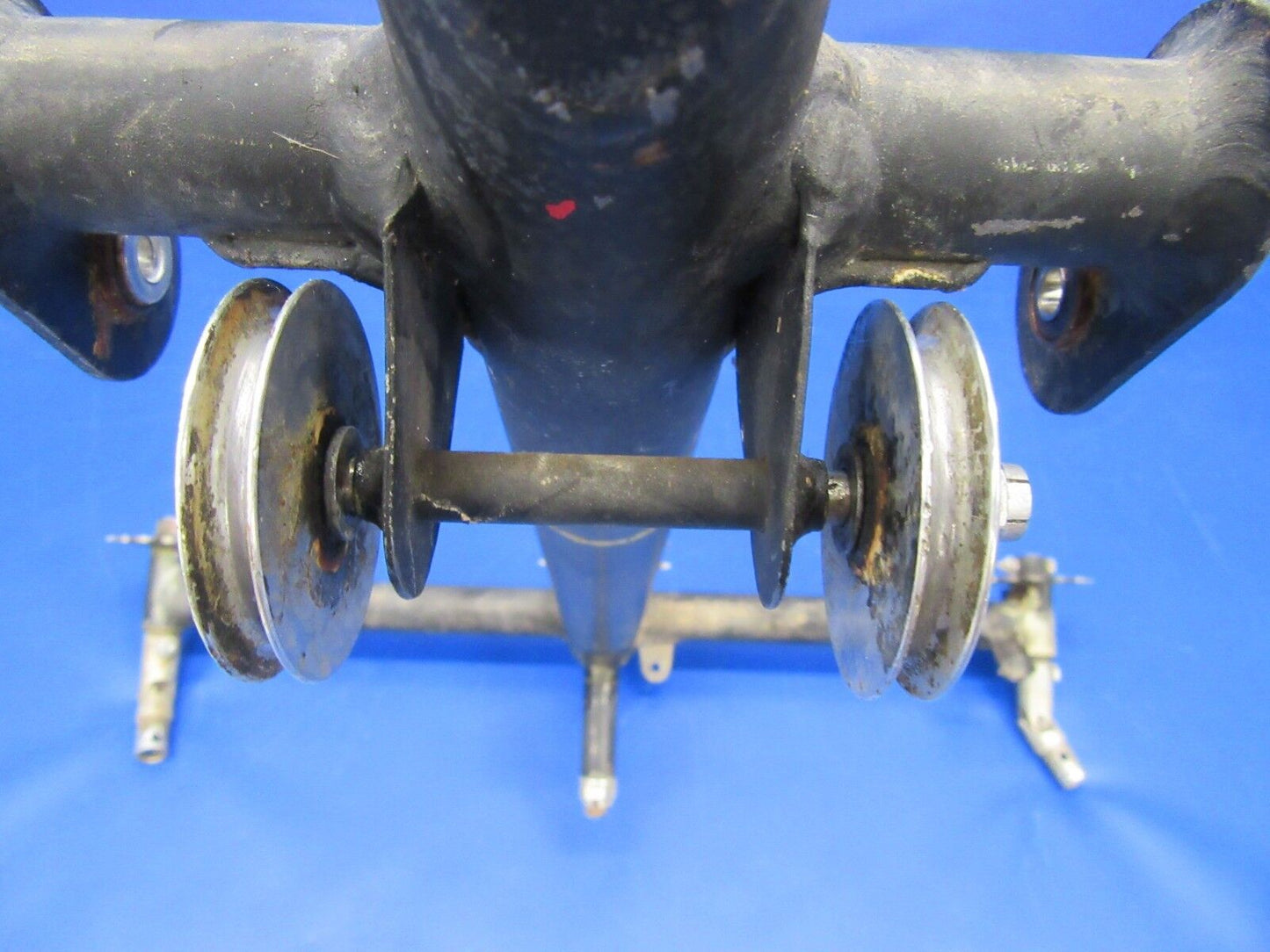 Piper PA-28-140 Cherokee Tee Bar Control Column Assy P/N 62703-031 (1018-169)
