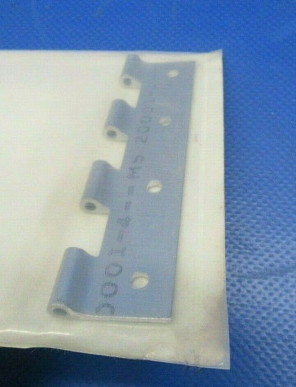 Piper PA-28RT-201 PA-32RT, PA-44 Hinge Half 38400-007 NOS (0419-244)