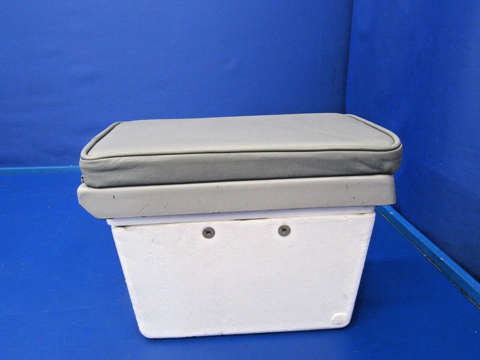 Piper Cherokee Six Refreshment Console / Cooler (0518-189)