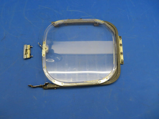 Cessna P210N Window w/ Sliding Mount P/N 2117230-2 (1020-142)
