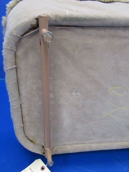 Piper PA-32 Cherokee Six Center Seat Plush Beige (0418-205)