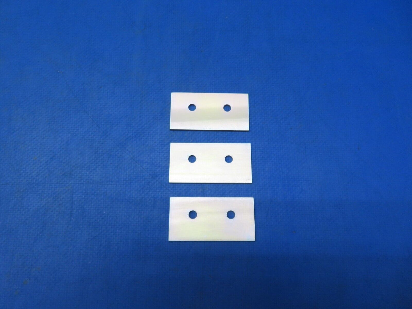 Cirrus OTBD Aileron Hinge Shim P/N 17105-004 LOT OF 3 NOS (1023-557)