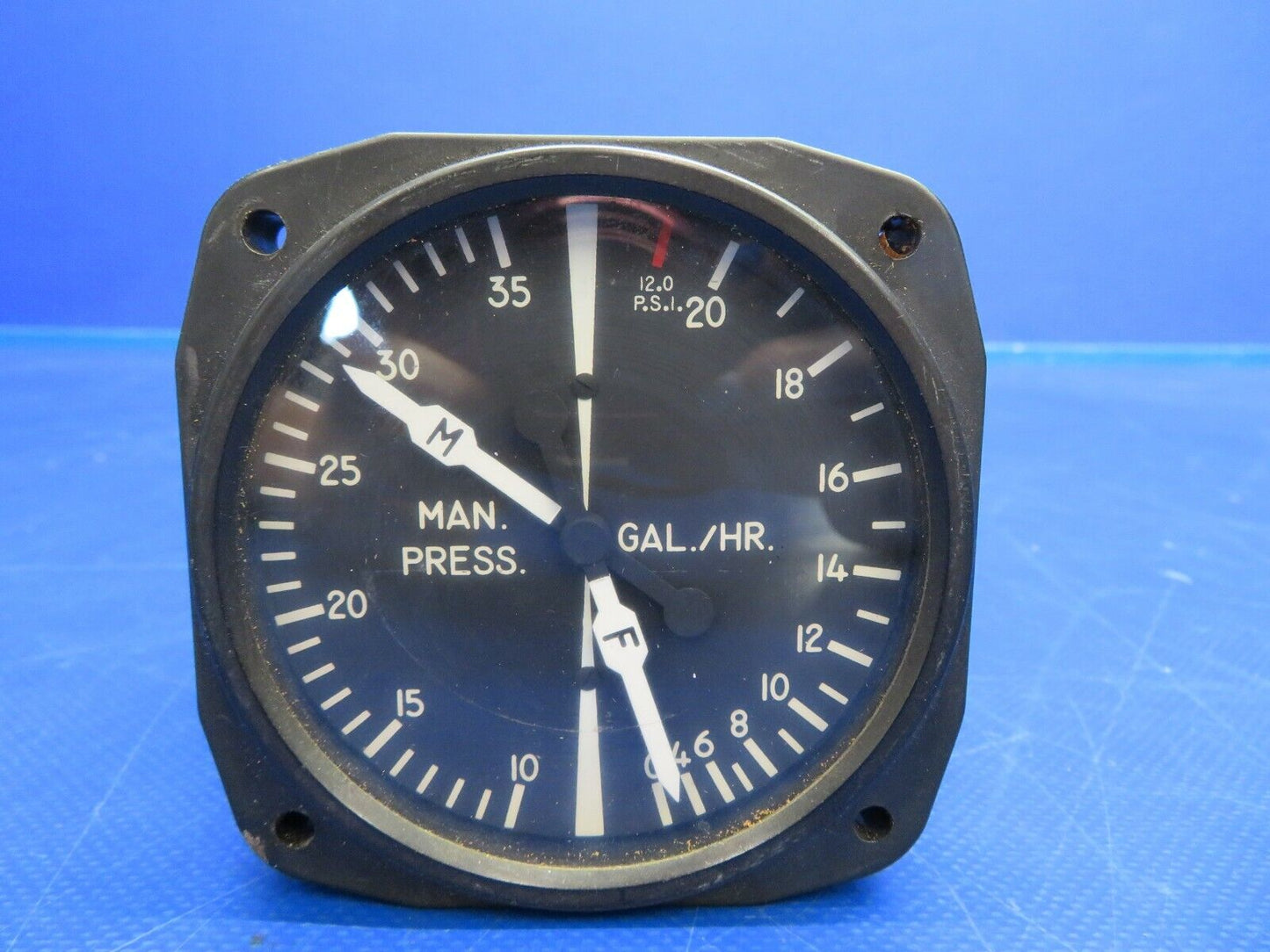 United Instruments Manifold / Fuel Pressure Gauge P/N 6080-H46 (0720-469)