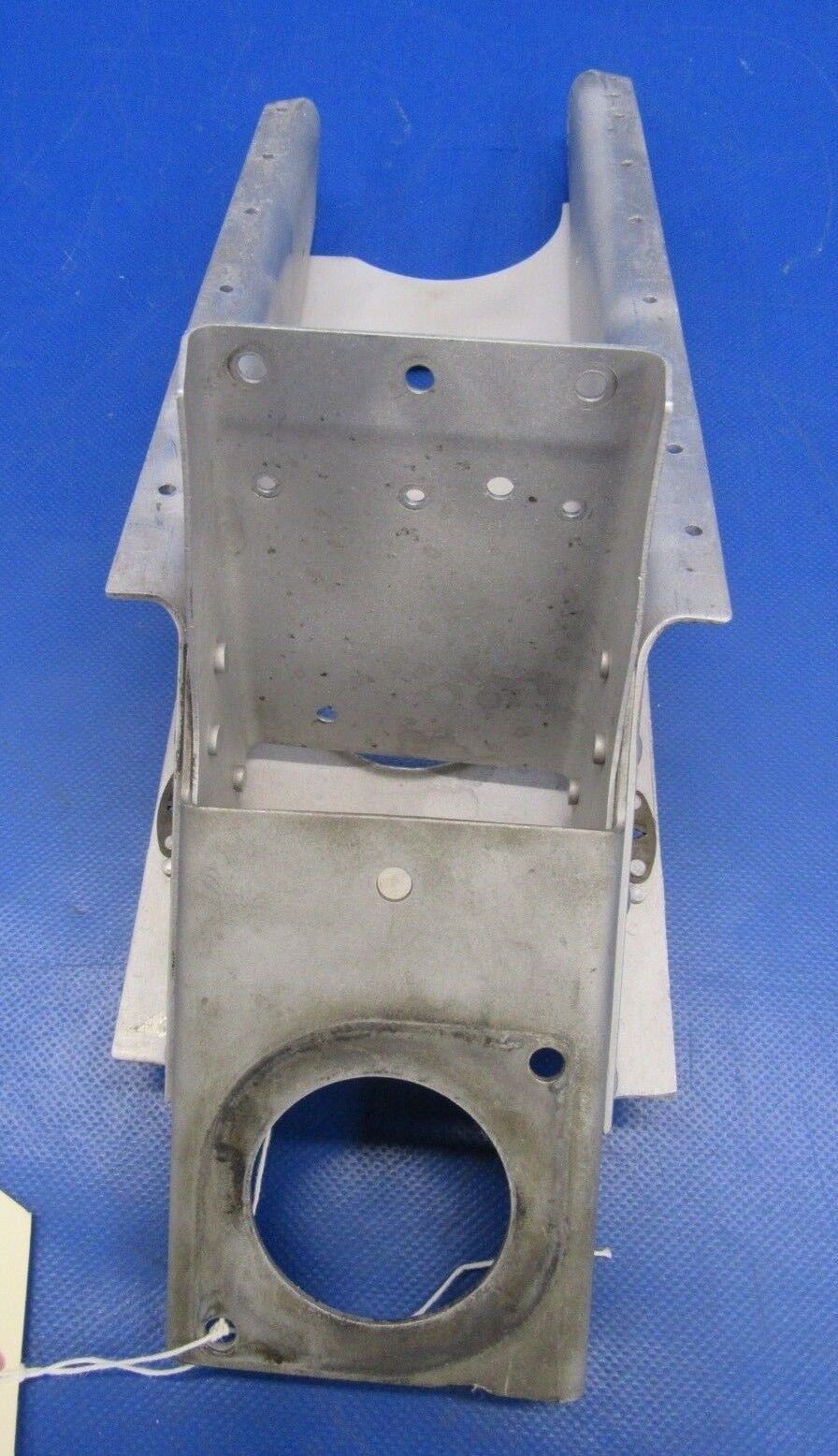 Cessna P210 Engine Mount Assy RH FWD P/N 1213433-36 (0119-72)