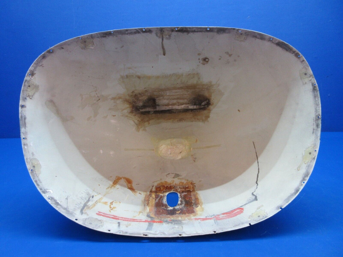 Cessna 401 / 401A Nose Cap Assy Fiberglass P/N 5013051-7 (1223-1481)