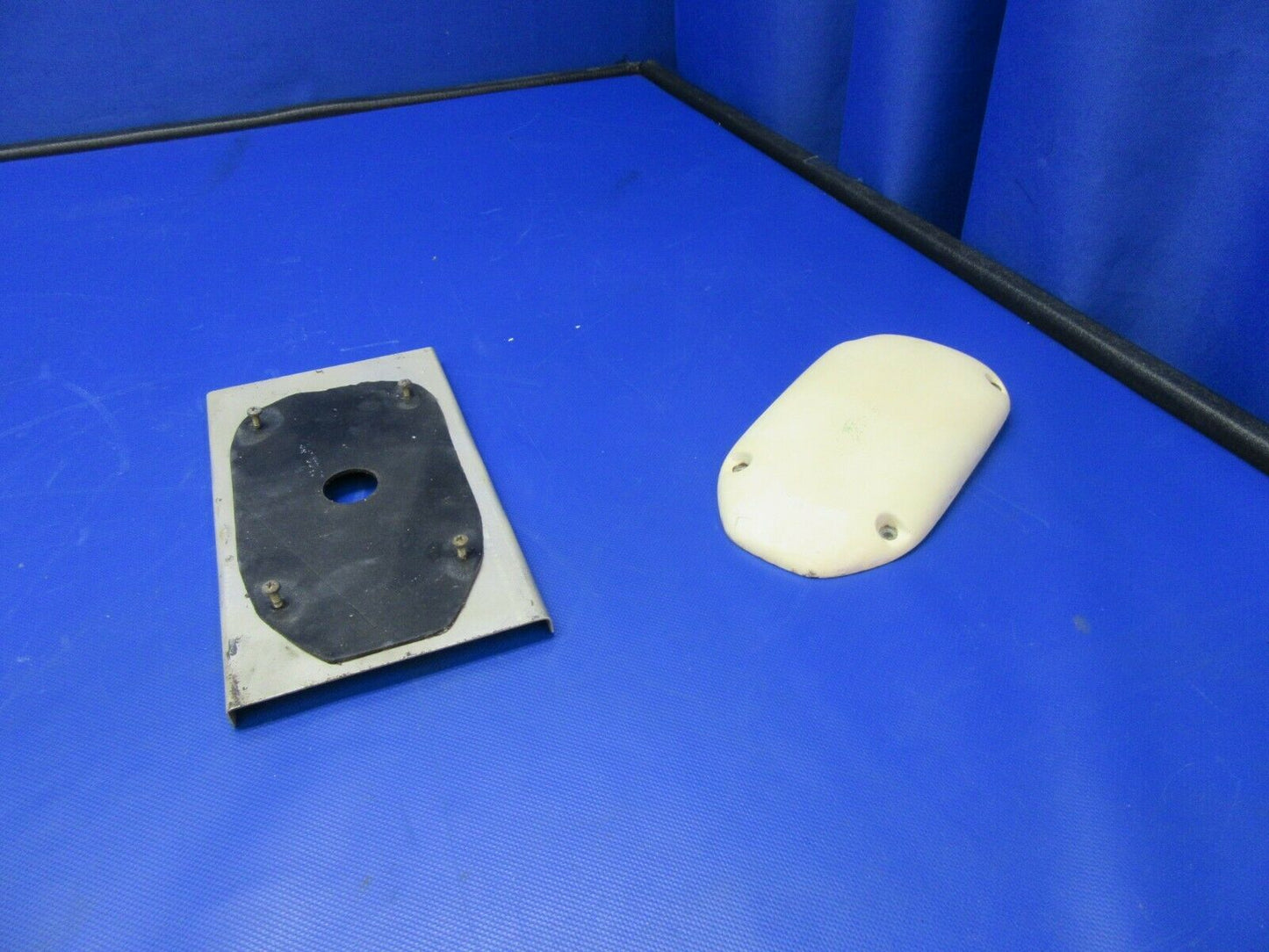 StormScope Weather Mapping System Antenna w/ Bracket P/N S72-1715 (0421-460)