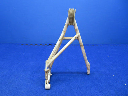 Cessna 310 Nose Gear Truss Drag Brace P/N 0842000-4 (0622-535)