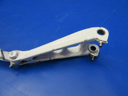 Beech Debonair Torque Knee Upper and Lower P/N 45-815011-10 (0119-407)