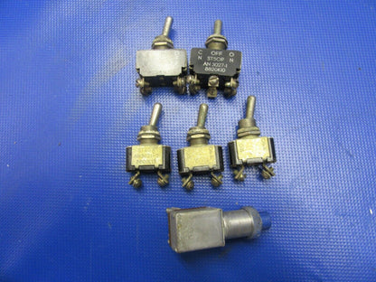 Piper PA-28-235 Switches, Voltage Reg, Radio Interface LOT AN3027-1 (0521-397)