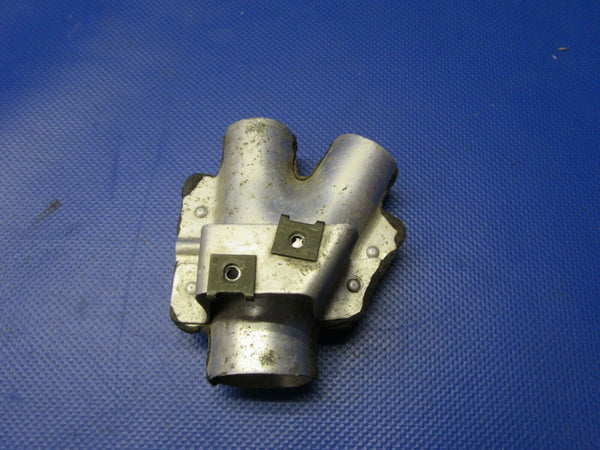 Cessna 210 T210N Cabin Ventilation Fitting LH Rear Seat P/N 1200638-3 (0321-479)