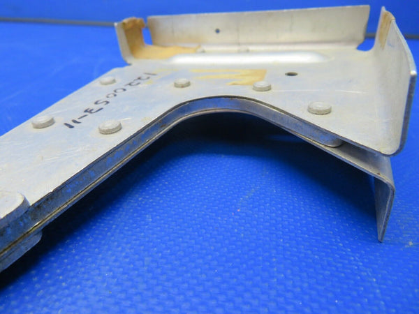 Cessna 210, 206 Hinge Bracket P/N 1220053-17, 1220053-11 NOS (0821-724)