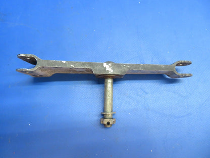 Piper PA-28-201T Dakota Bellcrank Nose Wheel Steering P/N 76407-03 (1222-648)
