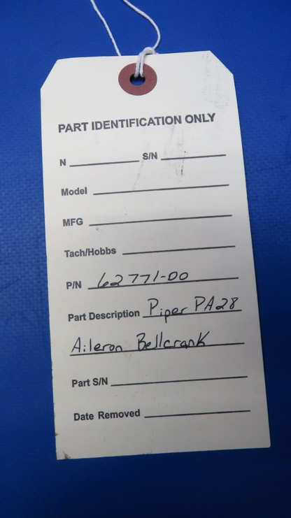 Piper PA-28 Aileron Bellcrank P/N 62771-00 (0523-890)