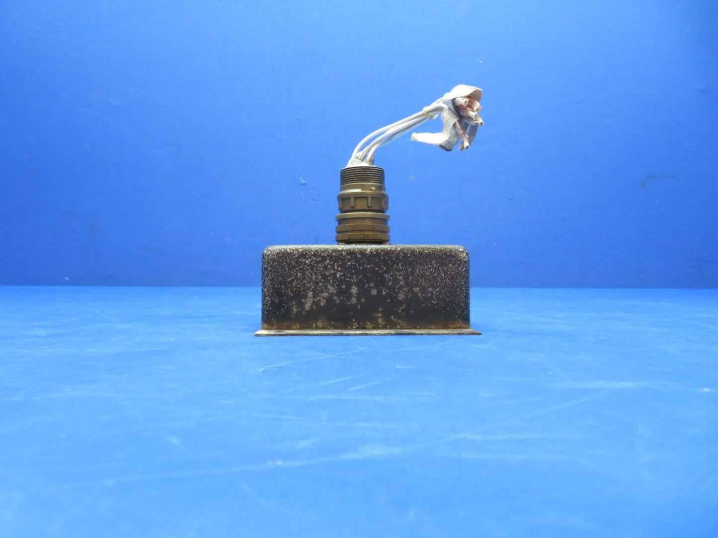 Cessna 310 / 310Q Ice Corp. De-Ice Timer 28v P/N P072575-01 (0823-727)