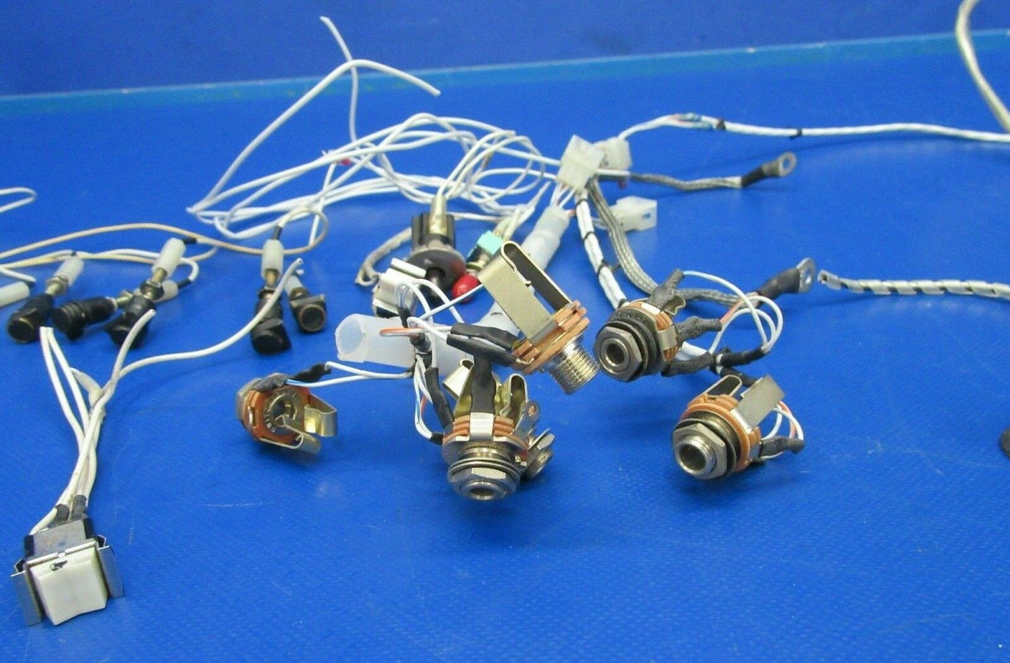 Bellanca 17-30A Assorted Panel, Post Lights, Lights, Relay (0919-244)