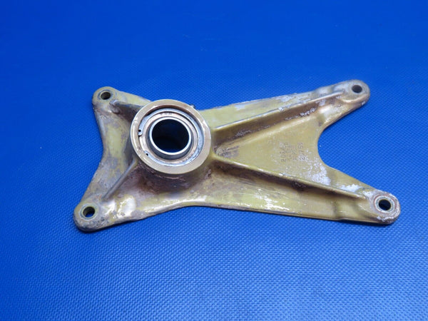 Piper PA-24-180 Comanche LH Main Gear FWD Fitting P/N 20757-00 (1223-1133)