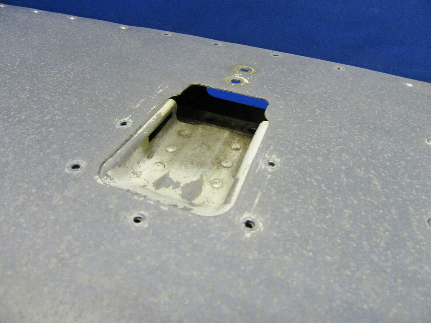 1963 Cessna 172 RH Cabin Door Structure Assembly P/N 0511460-2 (0321-212)